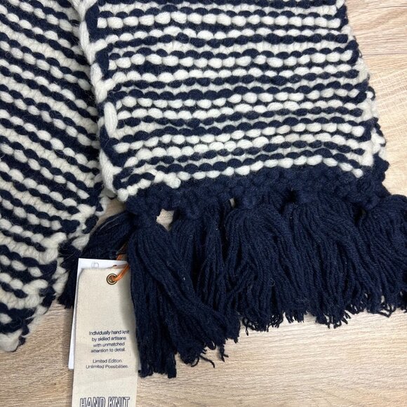 NWT Lands' End Lambs Wool Knit Scarf Navy White Stripe Fringe 72 Inches - Picture 2 of 5